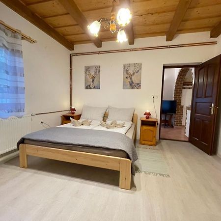 Fuegefa Apartman Balatonmáriafürdő Buitenkant foto