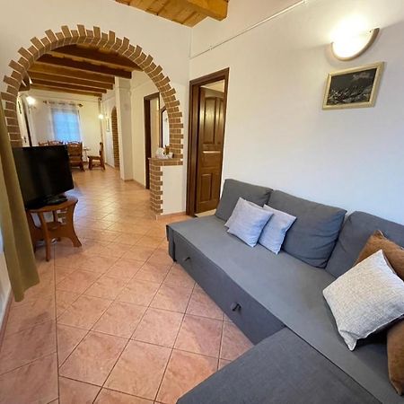 Fuegefa Apartman Balatonmáriafürdő Buitenkant foto