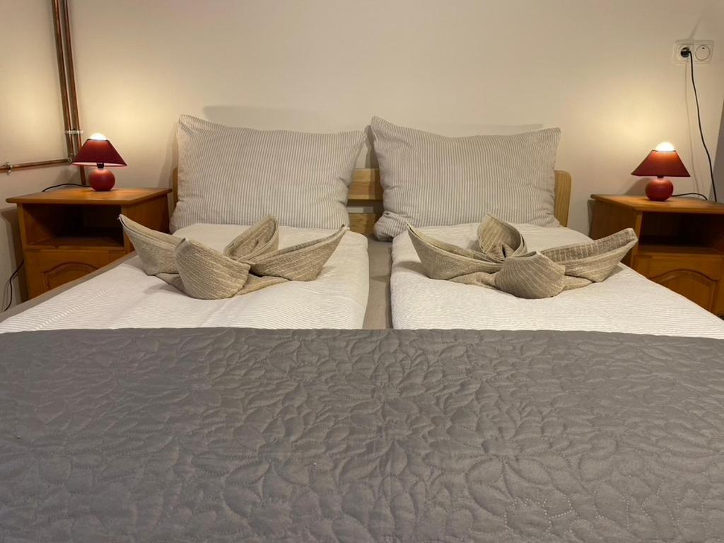 Fuegefa Apartman Balatonmáriafürdő Buitenkant foto